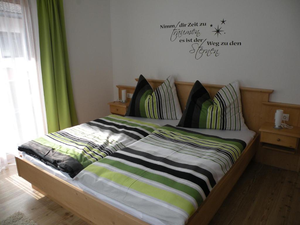 Berghof Geisler Aparthotel ฟิงเคนแบร์ก ภายนอก รูปภาพ
